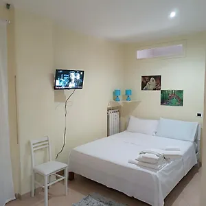 Apartamento 4, Roma