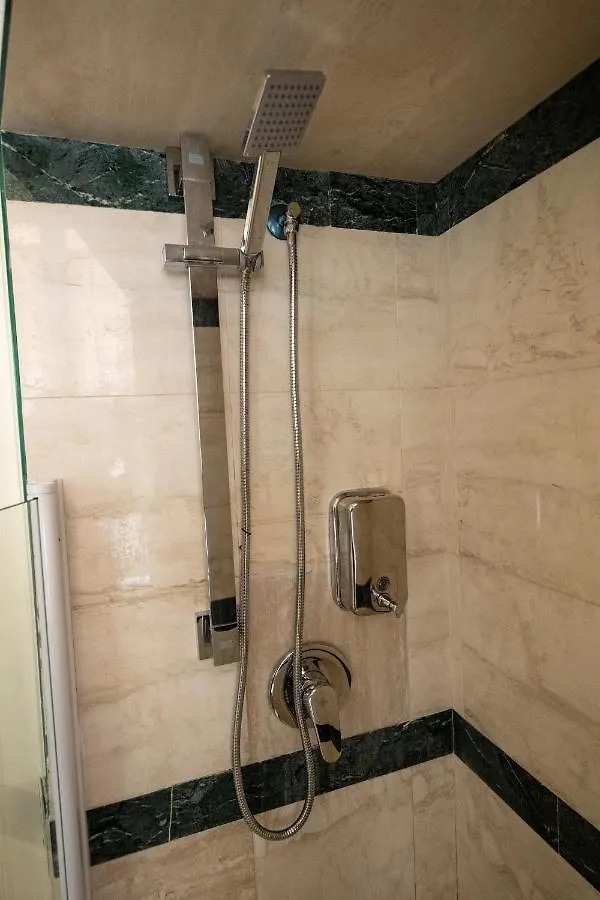 Babuccio37 Apartment - Fontana Di Trevi Rzym